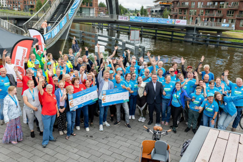 Swim To Fight Cancer 2025